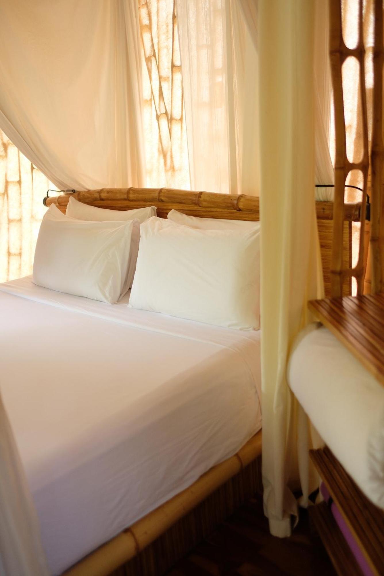 Maringi Sumba By The Sumba Hospitality Foundation Waikelo Ngoại thất bức ảnh